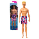Barbie Fashion Ken de Praia com Traje Tie Dye Mattel - Boneca Barbie